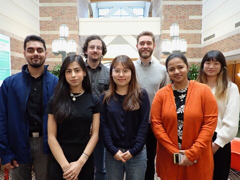 The 2024 Beckman Institute Graduate Fellows presented their research at an open house and poster session on November 13, 2024. Credit: Lauren Otolski, Beckman Communications Office.